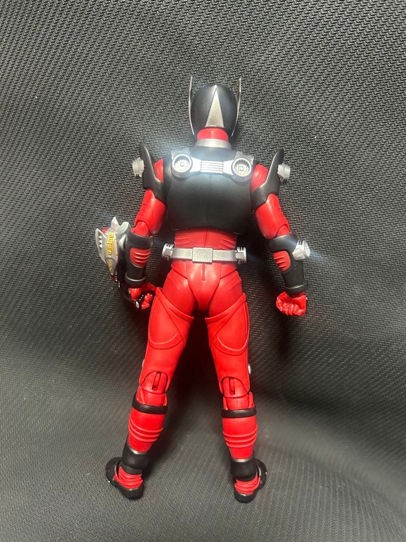 フィギュアーツ　真骨頂　仮面ライダー龍騎【開封済】　未開封スリーブ付き