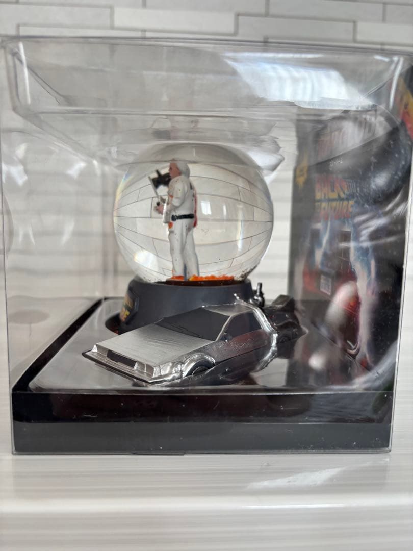 希少　バックトゥザフューチャー スノードーム　デロリアン　niko and …