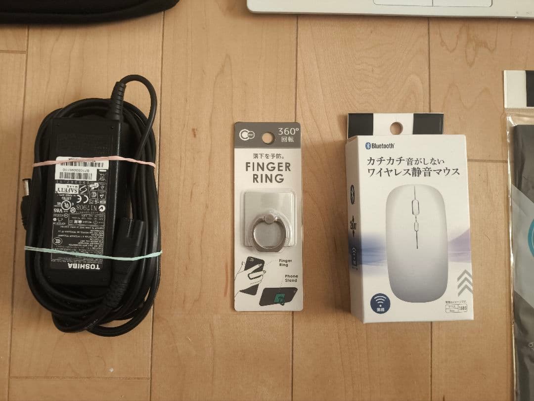 Windowsノート本体 Fujitsu Lifebook i7 / 2.512TB SSD /20GB