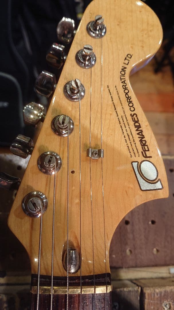 FERNANDES FST 石ロゴ ローズ