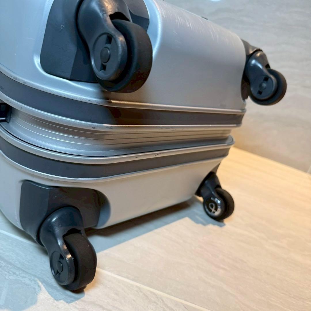 プロテカ エキノックスライトU キャリーケース シルバー 34L - メルカリ