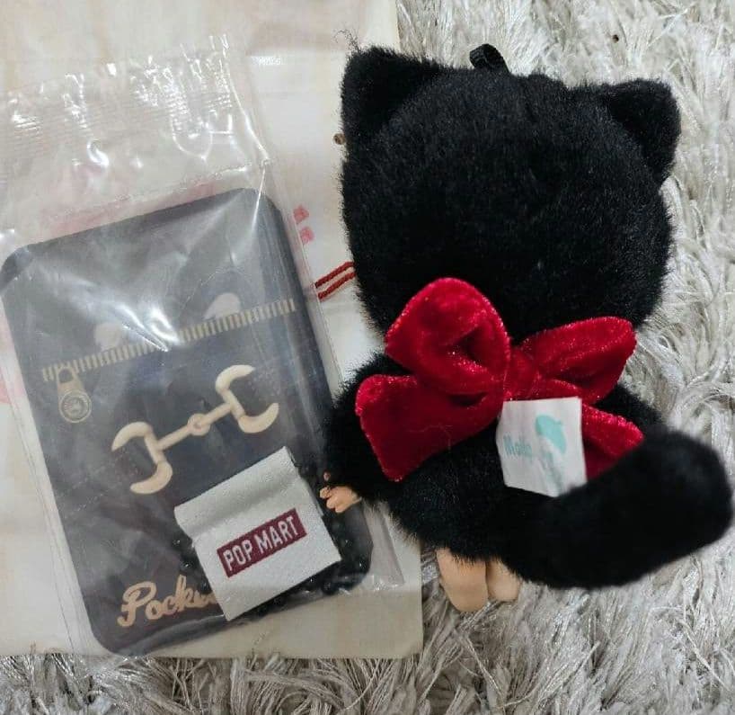 ポップマート Baby Molly Pocket Friends シークレット - メルカリ