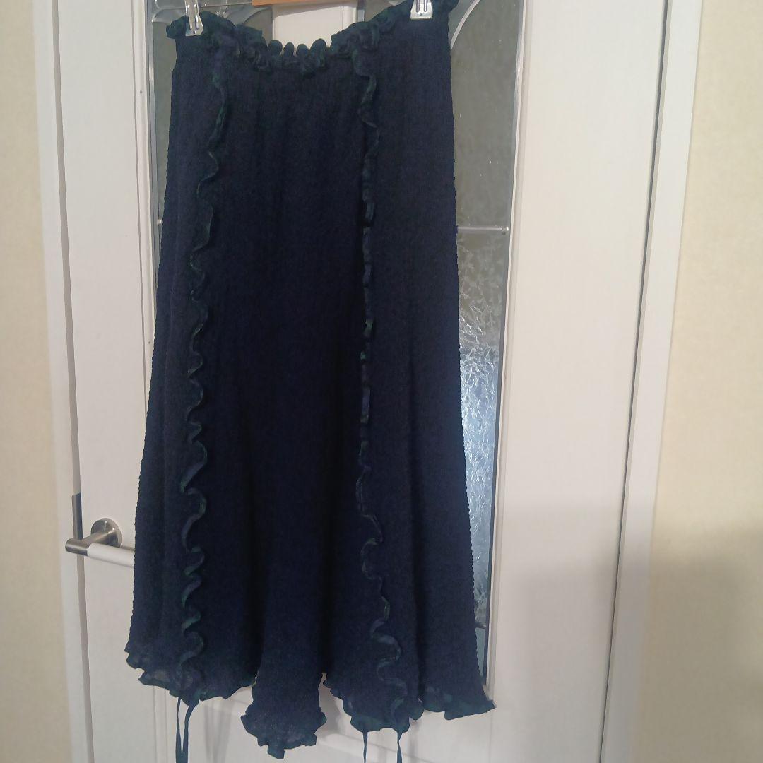 me ISSEY MIYAKEカリフラワー スカート イッセイミヤケ 濃紺 - メルカリ