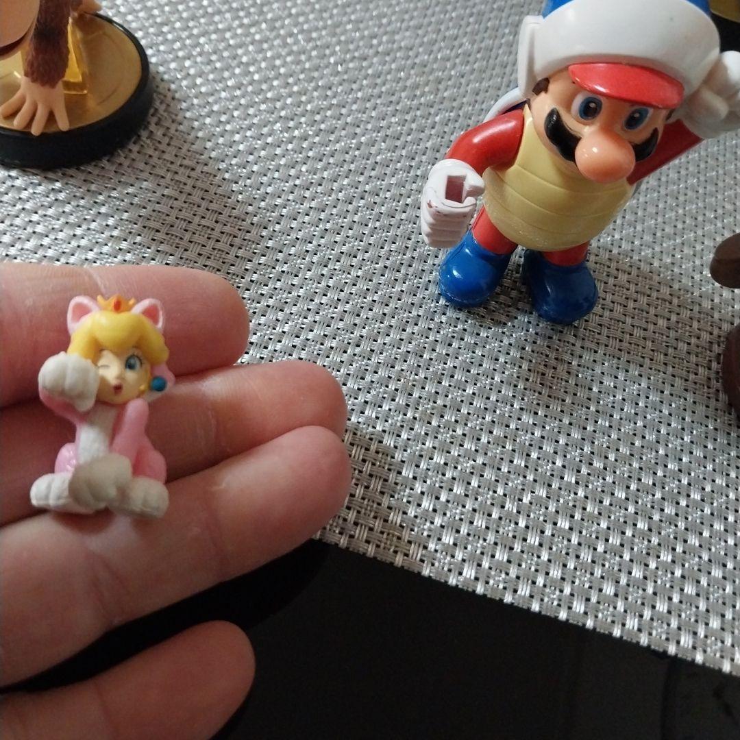 キングクルール アミーボフィギュア