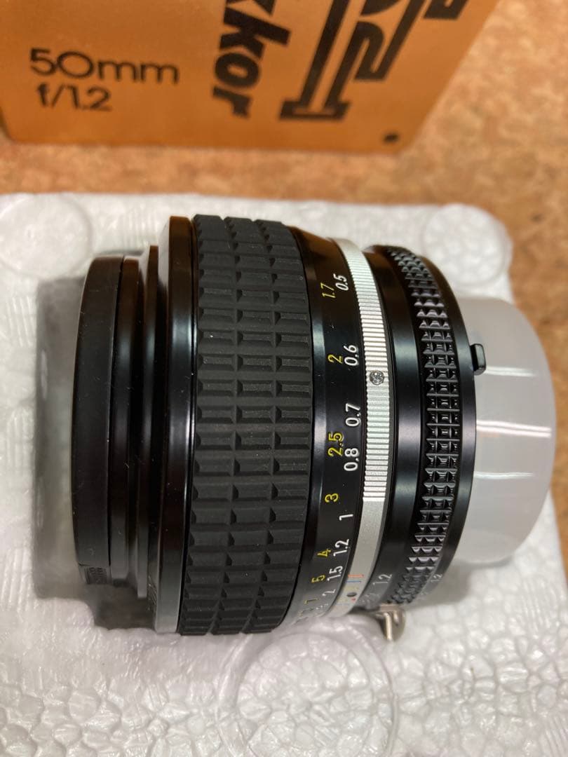 未使用品 Nikon FM2 + Nikkor 50mm f/1.2 未使用品 - メルカリ