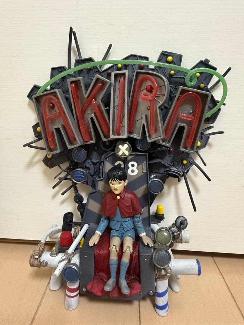 AKIRA (アキラ)アクションフィギュア 2体セット マクファーレントイズ