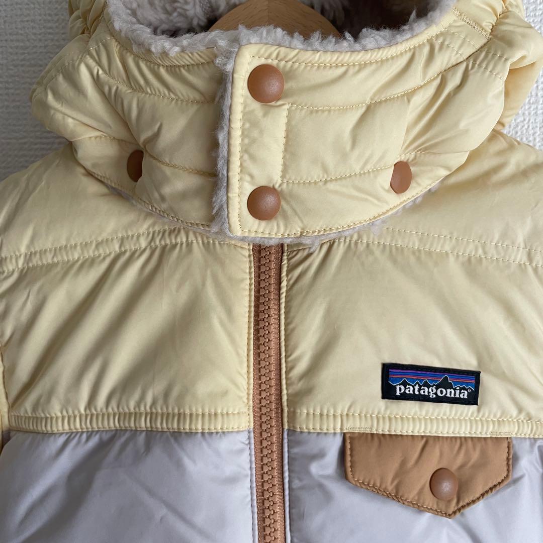 試着のみ パタゴニア ベビー リバーシブル トリブルズ フーディ 4T