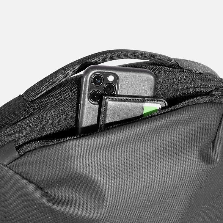 ★ 展示品 / 新品同様 / 稀少品★ Aer（エアー）スリムパック　8.5Ｌ