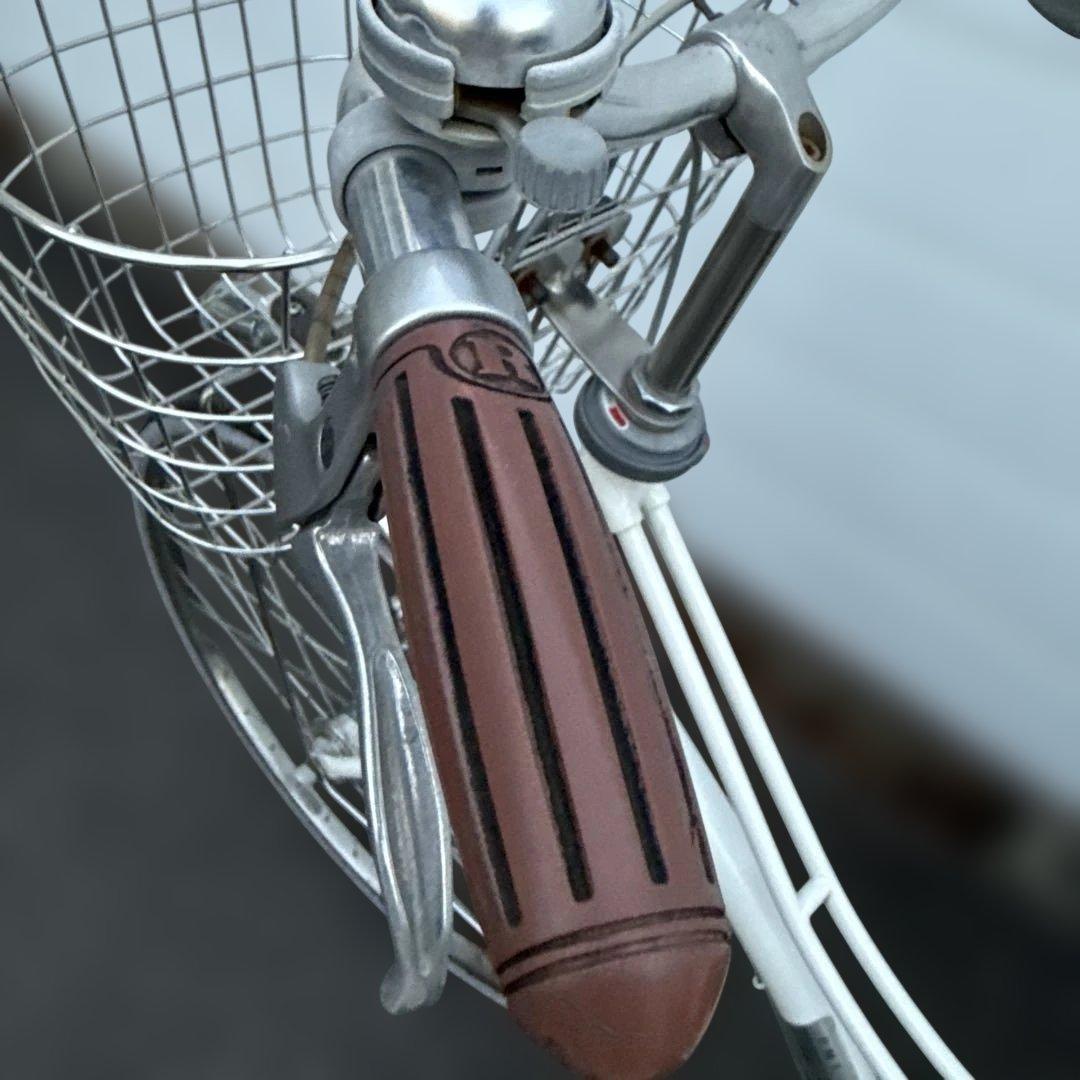 直接引き取りのみ ロココ 27インチ自転車 ホワイト - メルカリ