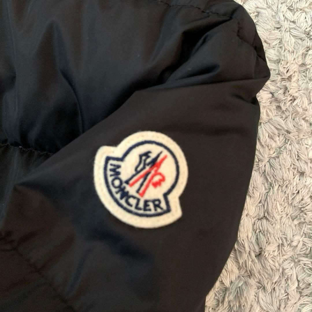 《美品》MONCLER ブラック ダウンジャケット