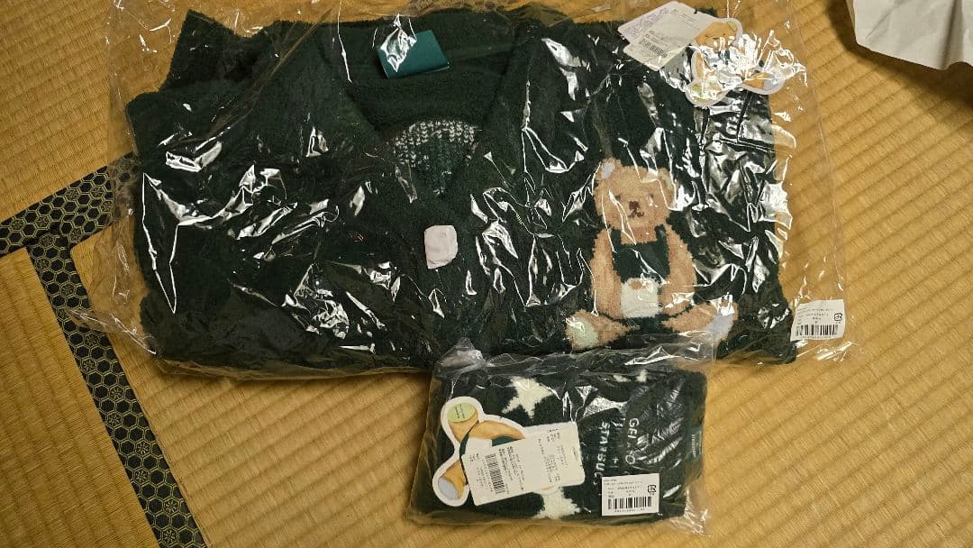 定価割れ」スターバックスジェラートピケパウダースタージャガード