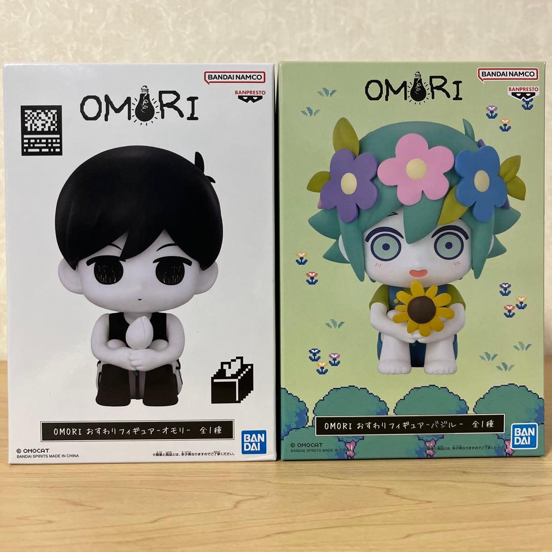 OMORI おすわりフィギュア オモリ バジル 2種セットフィギュア - メルカリ