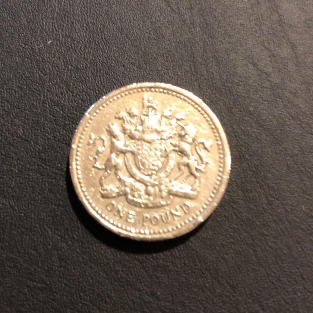 1ポンド コイン 1983 硬貨 激レア エラーCoin エリザベス2世 - メルカリ