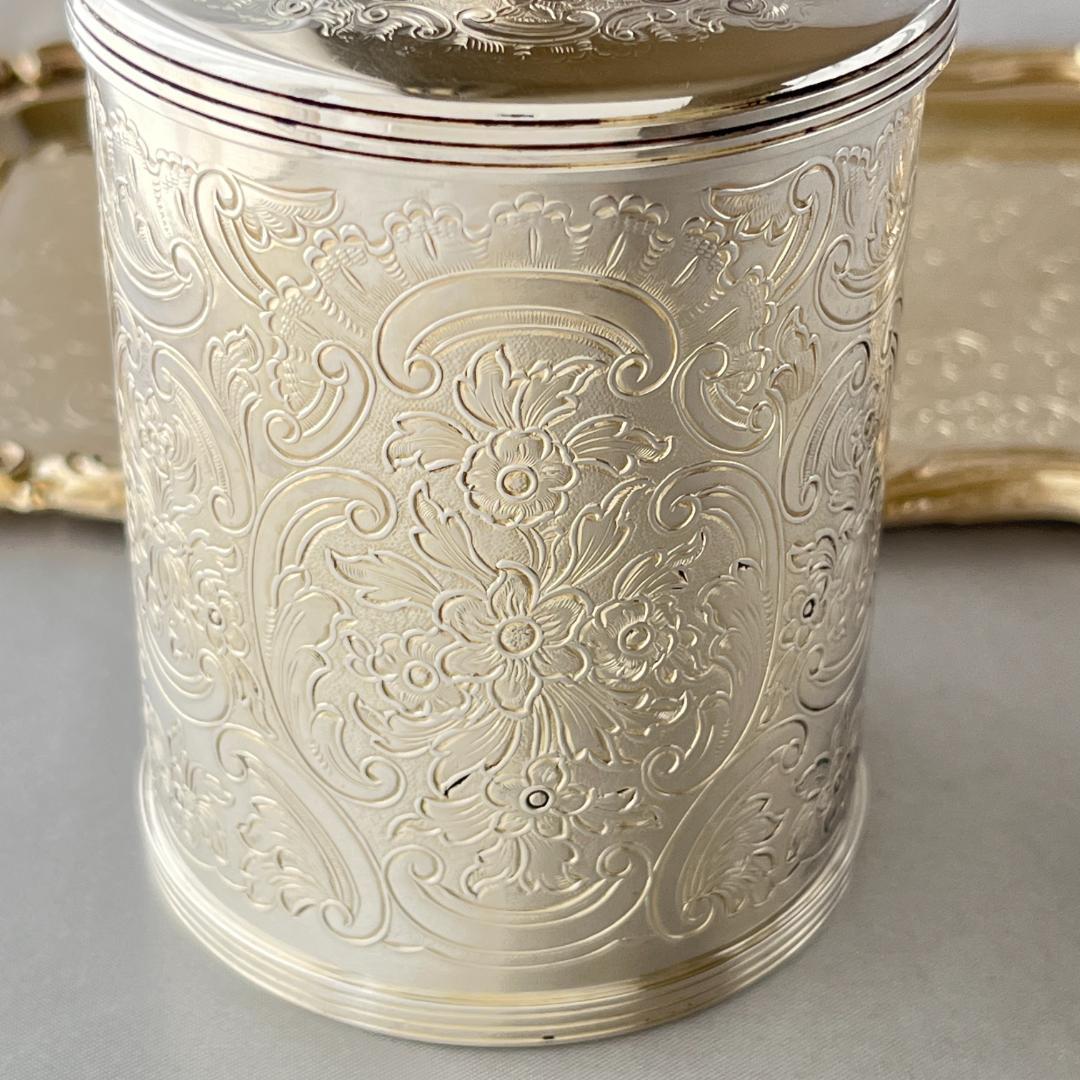 Barker Ellis】素晴らしいチェイシングのティーキャディー - メルカリ