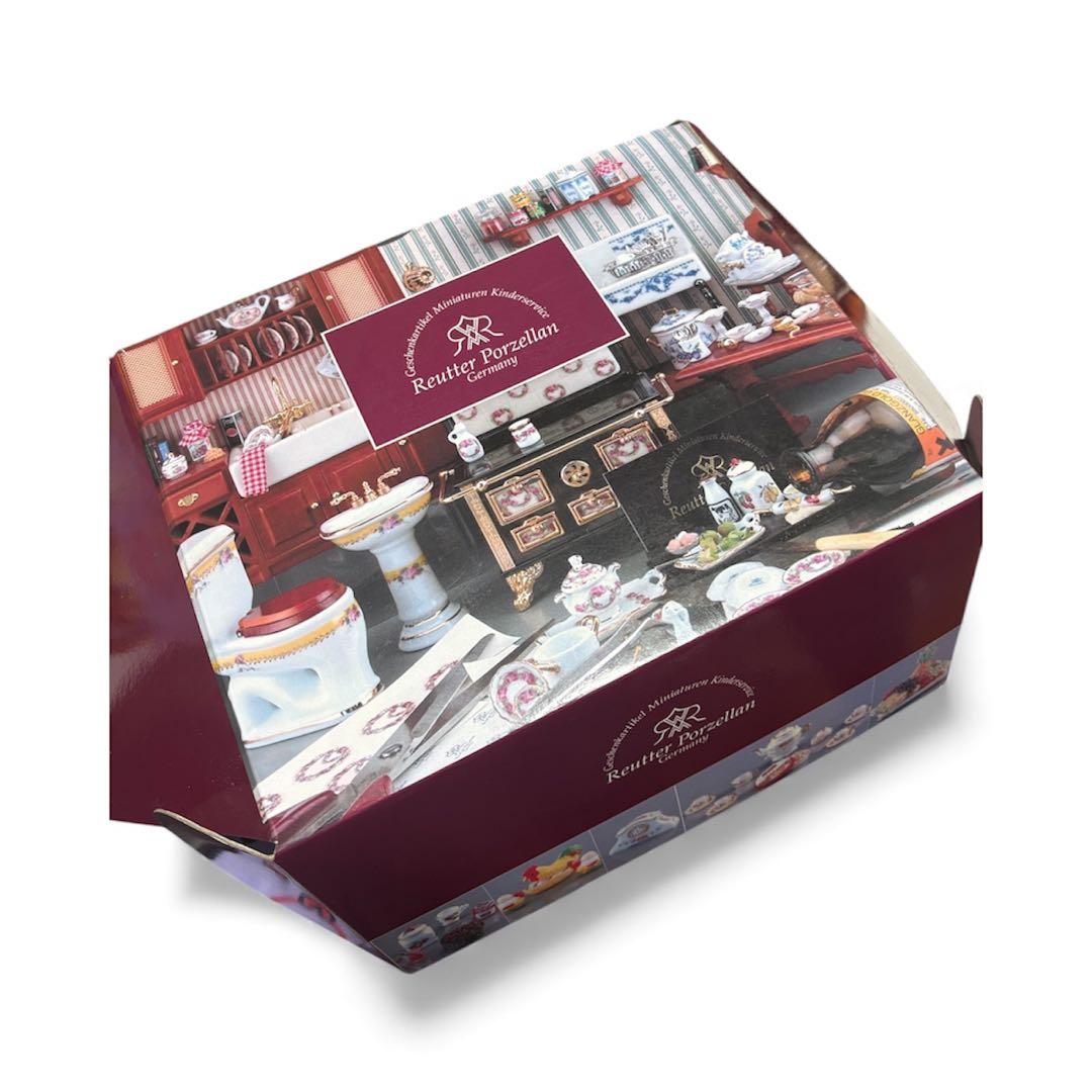 ミニチュア ロイターポーセリン ドールハウス ピーターズカフェ