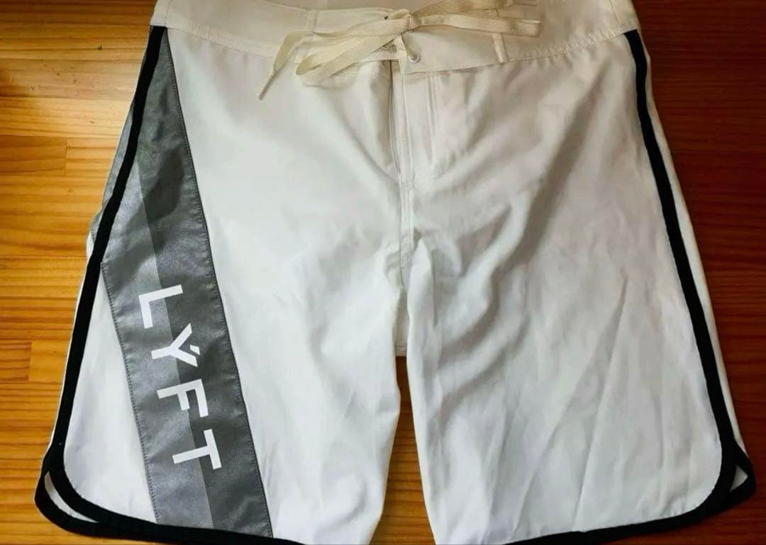 LYFT リフト サーフパンツ - メルカリ