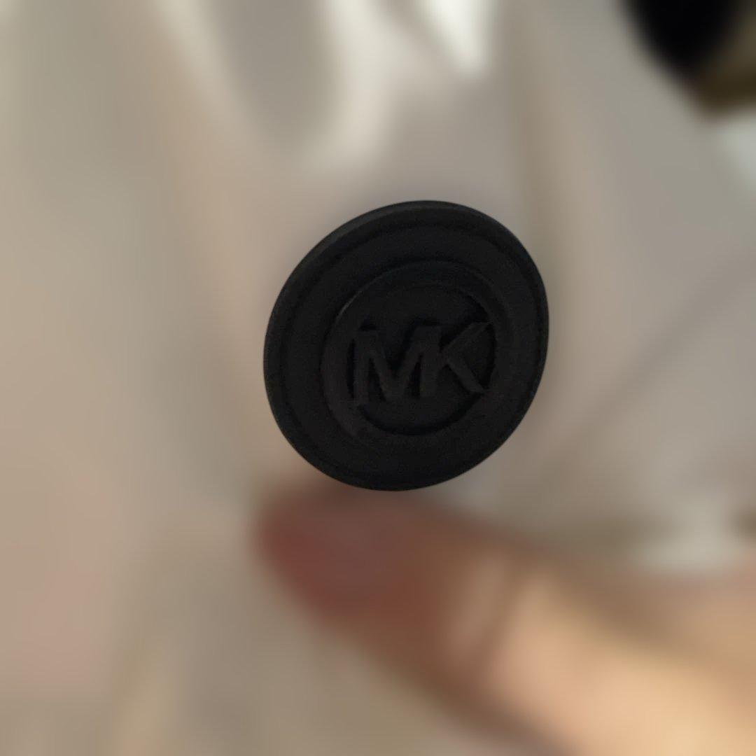 こ*ん様 汚れあり マイケルコースアウター - メルカリ