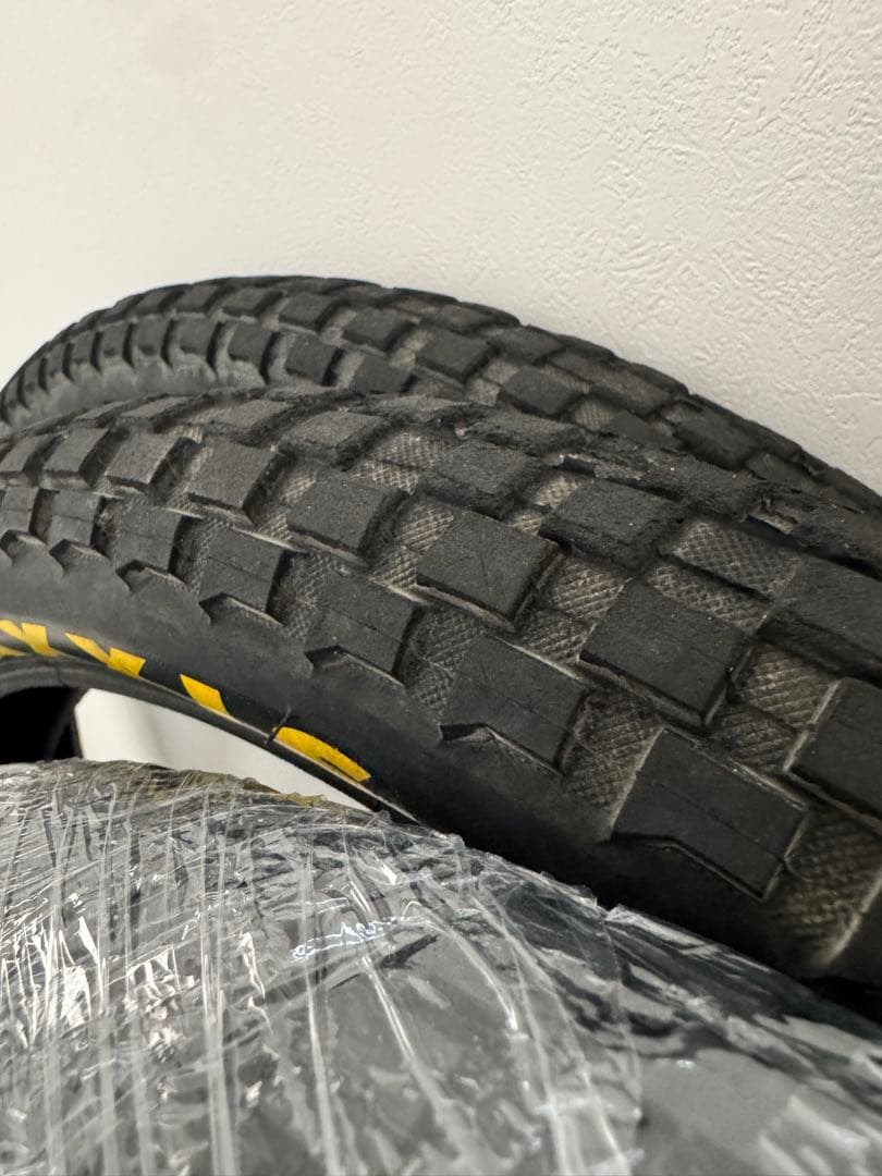 maxxis ホーリーローラー 24×2.4 3本セット - メルカリ