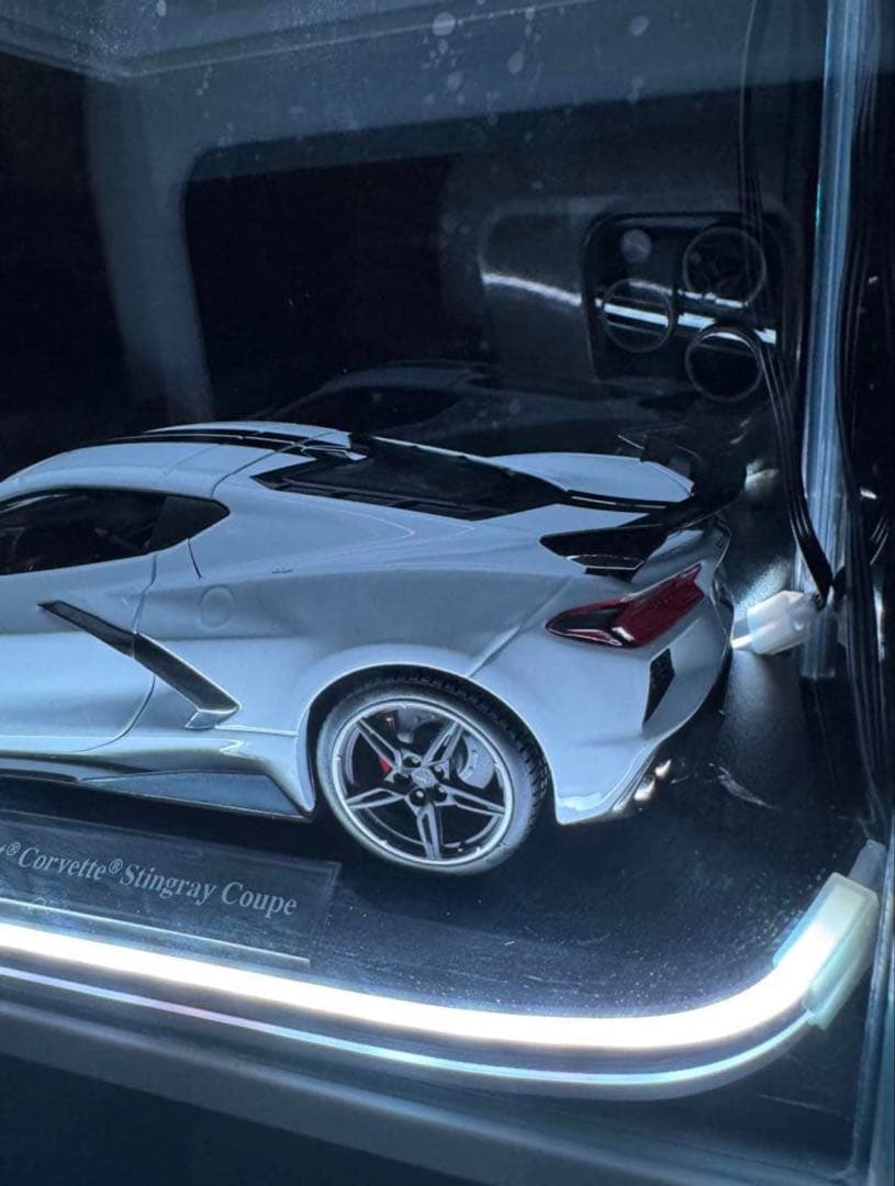 【世界に一つ‼️】Corvette 1/18 ジオラマ LED 展示 鑑賞用 模型