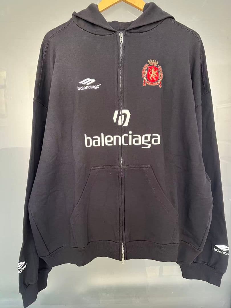 balenciaga コラボ ブラック パーカー ユニセックス 新品同様 - メルカリ