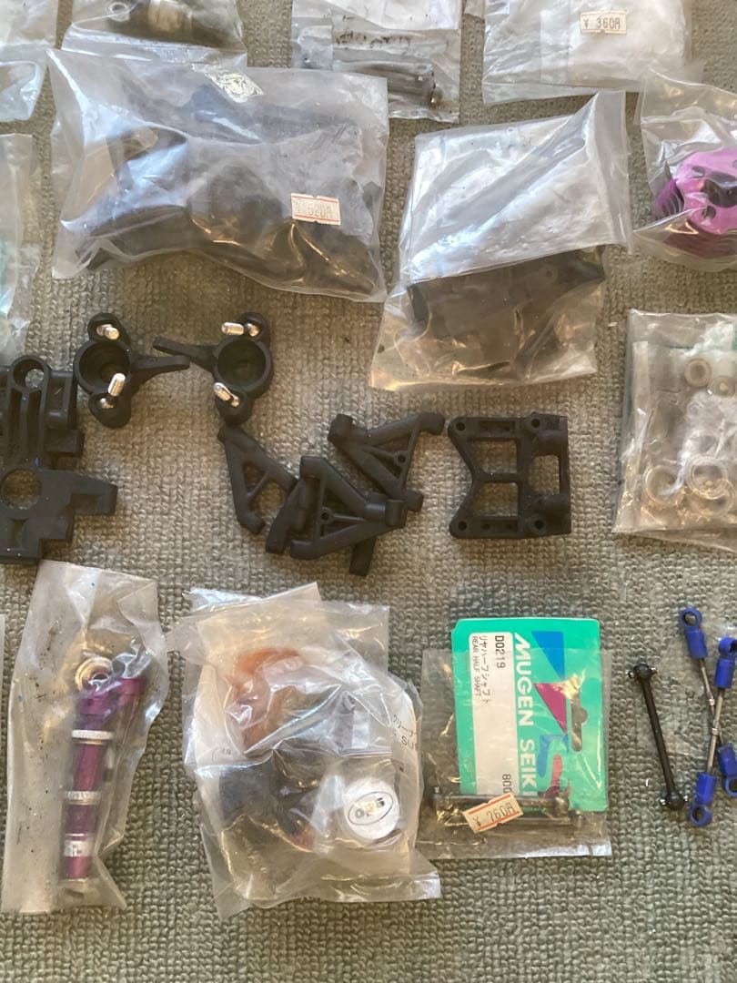 MUGEN K2Xアバンス無限精機1/10GPレーシング　メカ・エンジン搭載機