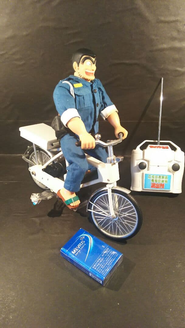 ロボフィッシユ ロボシャークレッドの通販はau PAY マーケット - 輸入