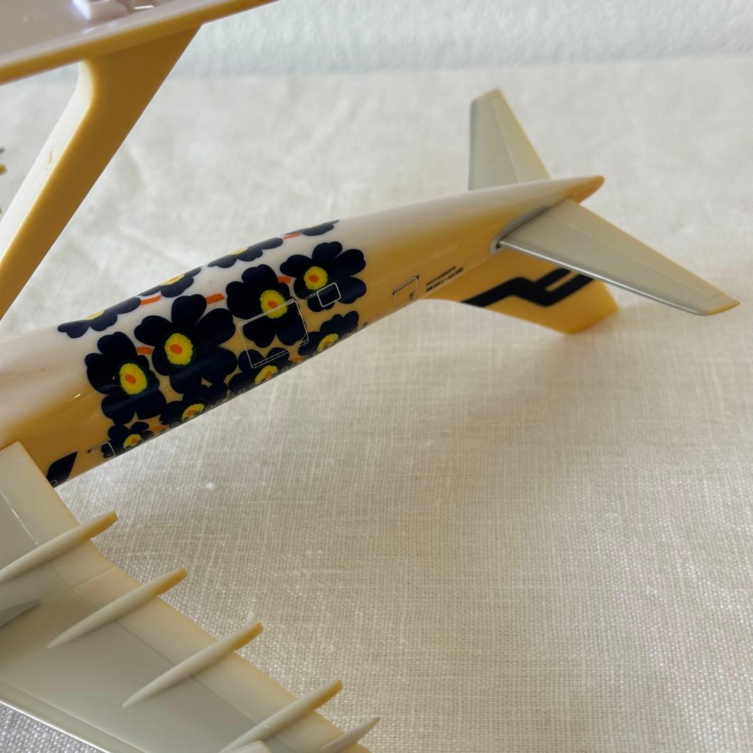 レア・機内限定】マリメッコ フィンエアー A340 模型 - メルカリ
