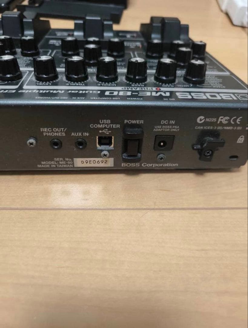 BOSS ME-80 ギター用マルチエフェクター 値下げ交渉可