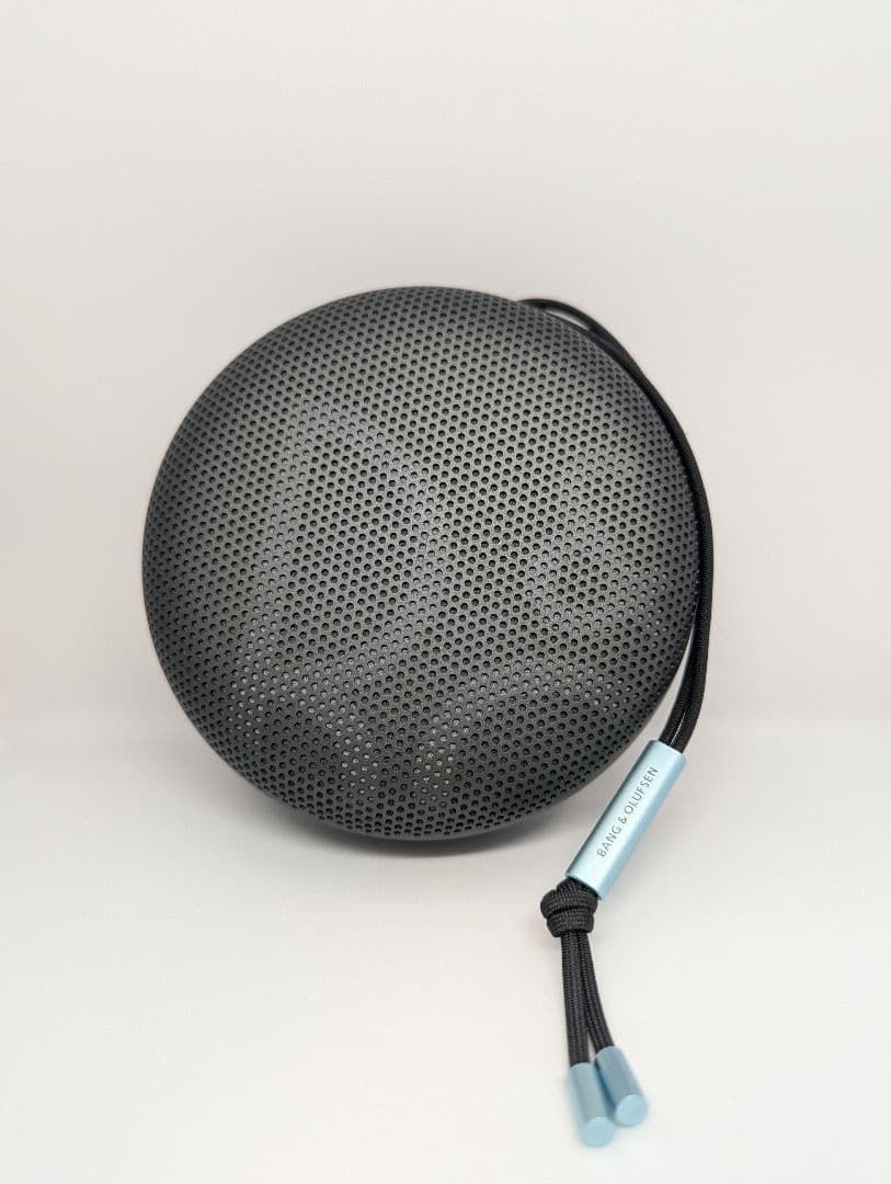 Bang and Olufsen Beosound A1 2nd　Gen BO-Beosound-A1-2nd-Gen.jpg