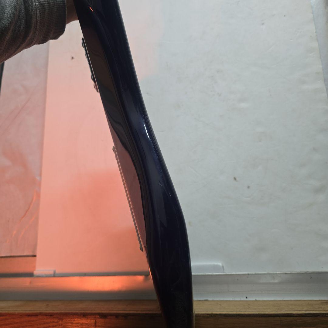 ネイビーブルー エレキギター