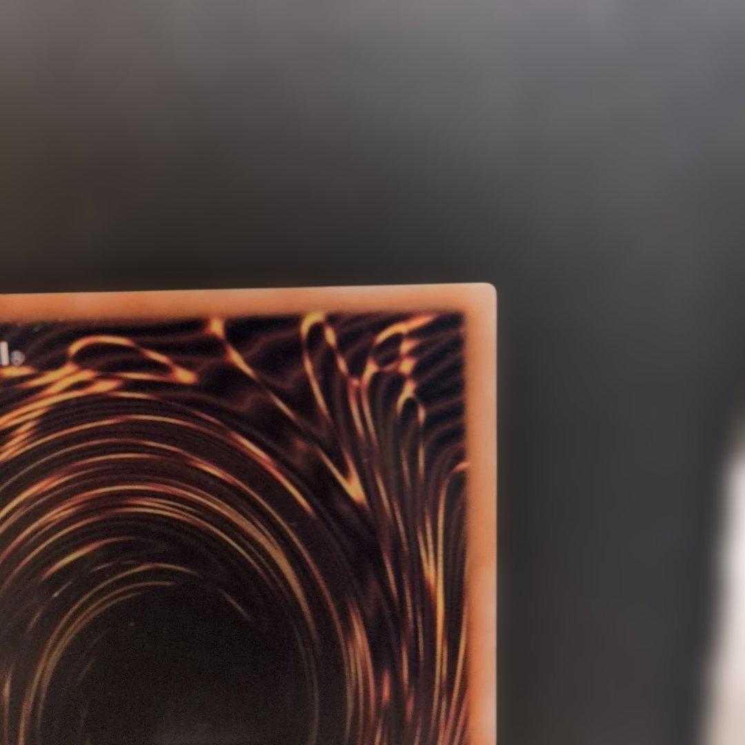 遊戯王 リボルバー・ドラゴン 初期 ウルトラレア スタジオ・ダイス版