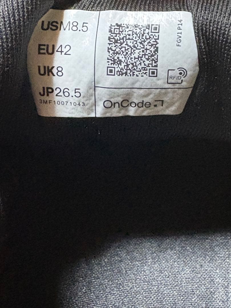 On オン　Cloud6 スニーカー　ランニングシューズ　黒　26.5cm