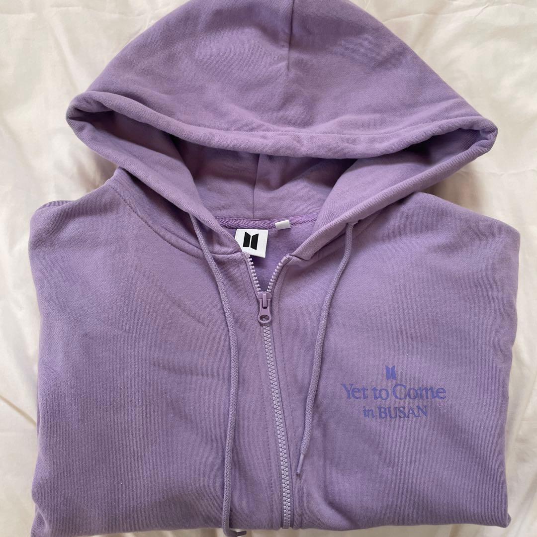 BTS Yet to Come in BUSANパーカー M おまけ付き - メルカリ