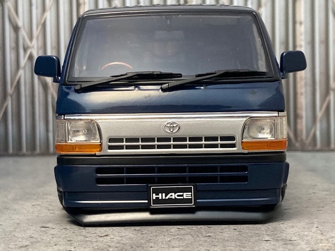 1/24ハイエースバン（100系）カスタム品 - メルカリ