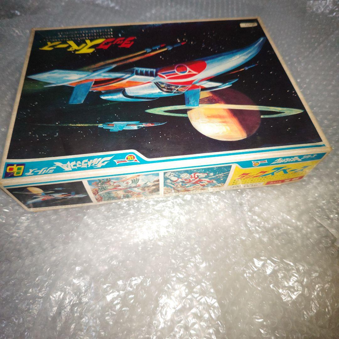 万創　ウルトラマンエース　タックスペース　プラモデル　未組立