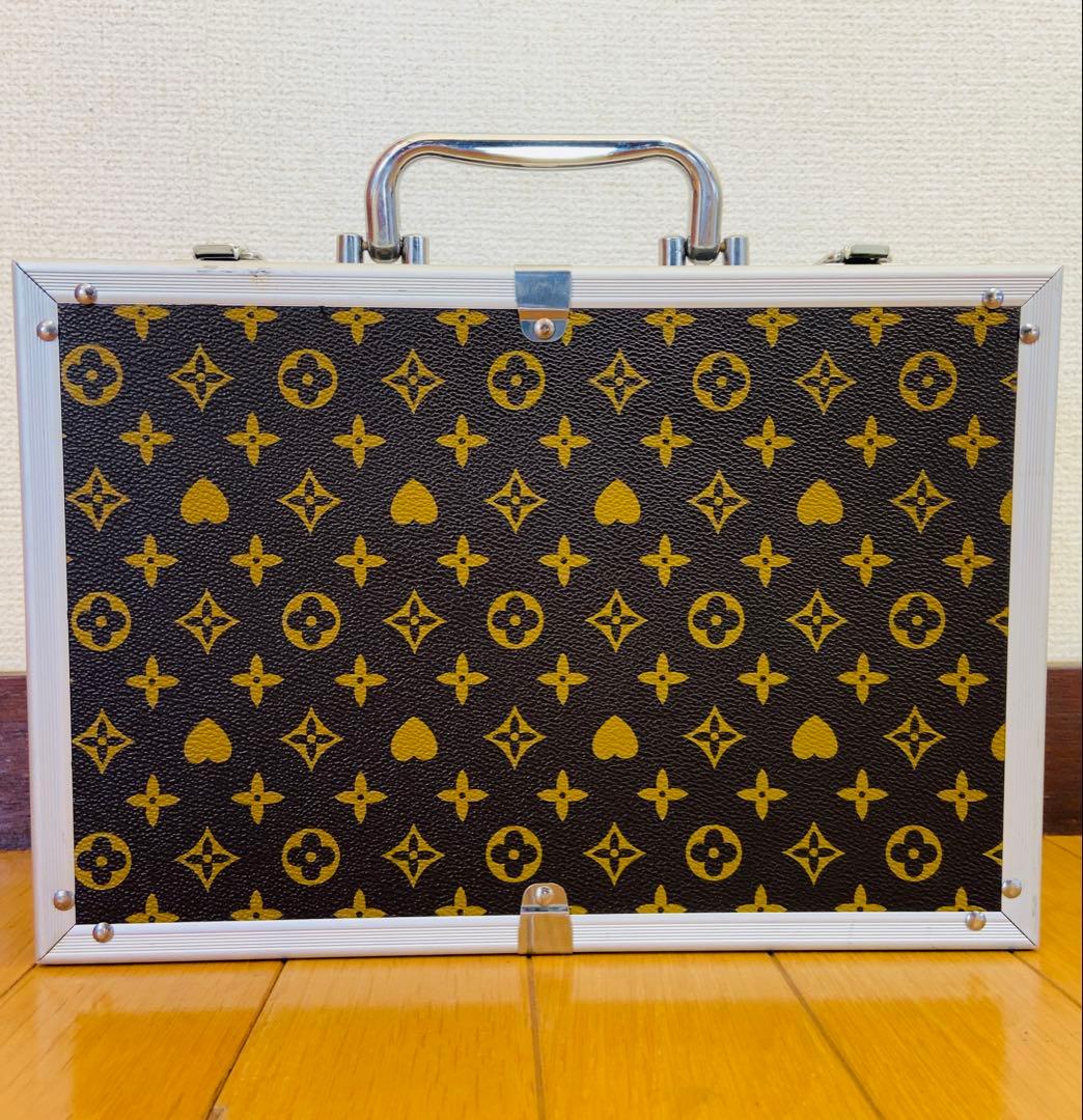 Louis Vuitton模様 ヴィトン柄 麻雀牌 ケース付き - メルカリ