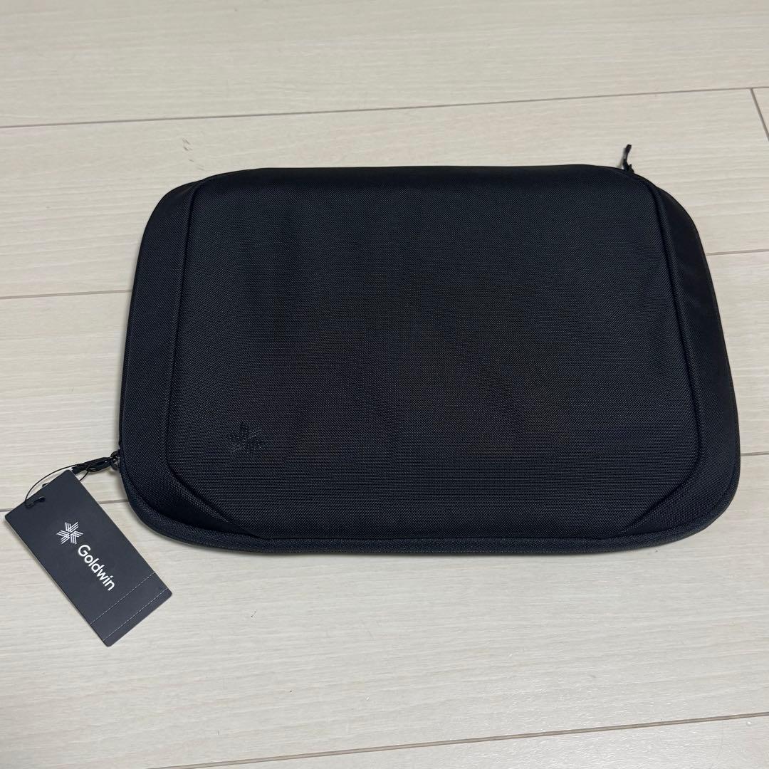 GOLDWIN PCホルダー13 - メルカリ