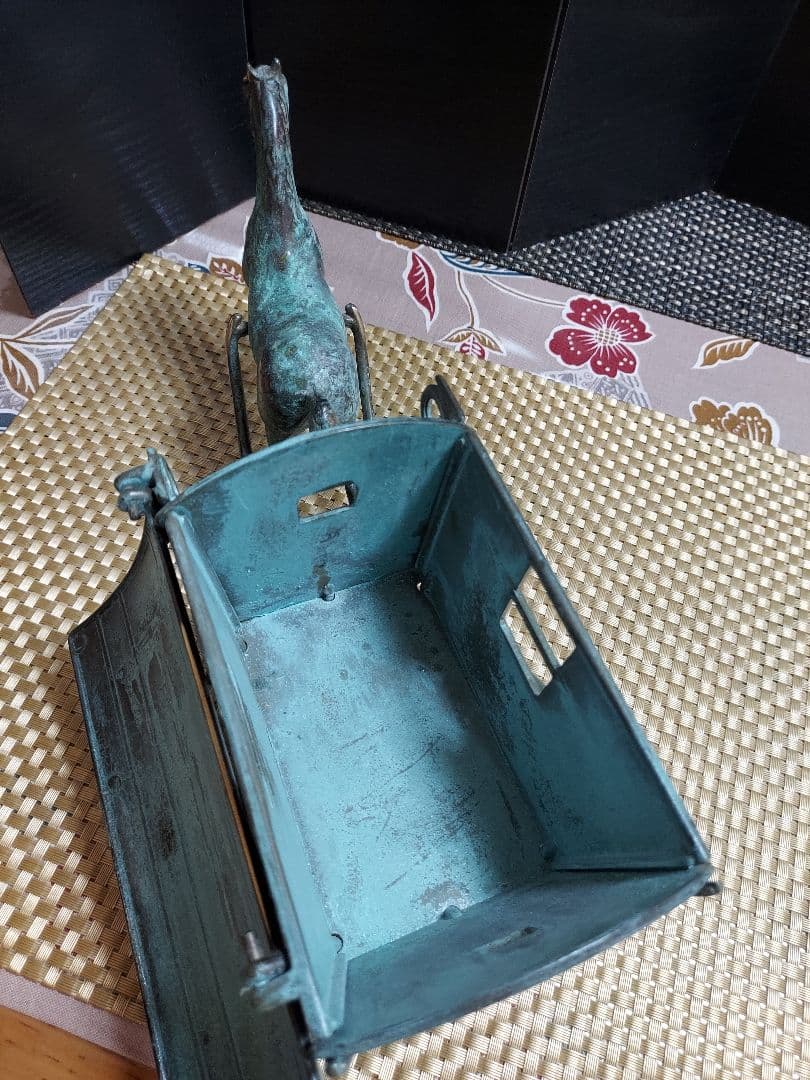 144 【価格変更】青銅製？オブジェ