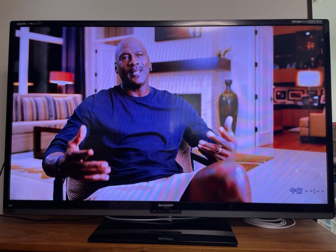 AQUOSシャープ日本製60インチ液晶テレビLC-60Z5 Amazon | SHARP 60型 フルハイビジョン 液晶テレビ 3D対応 ブラック