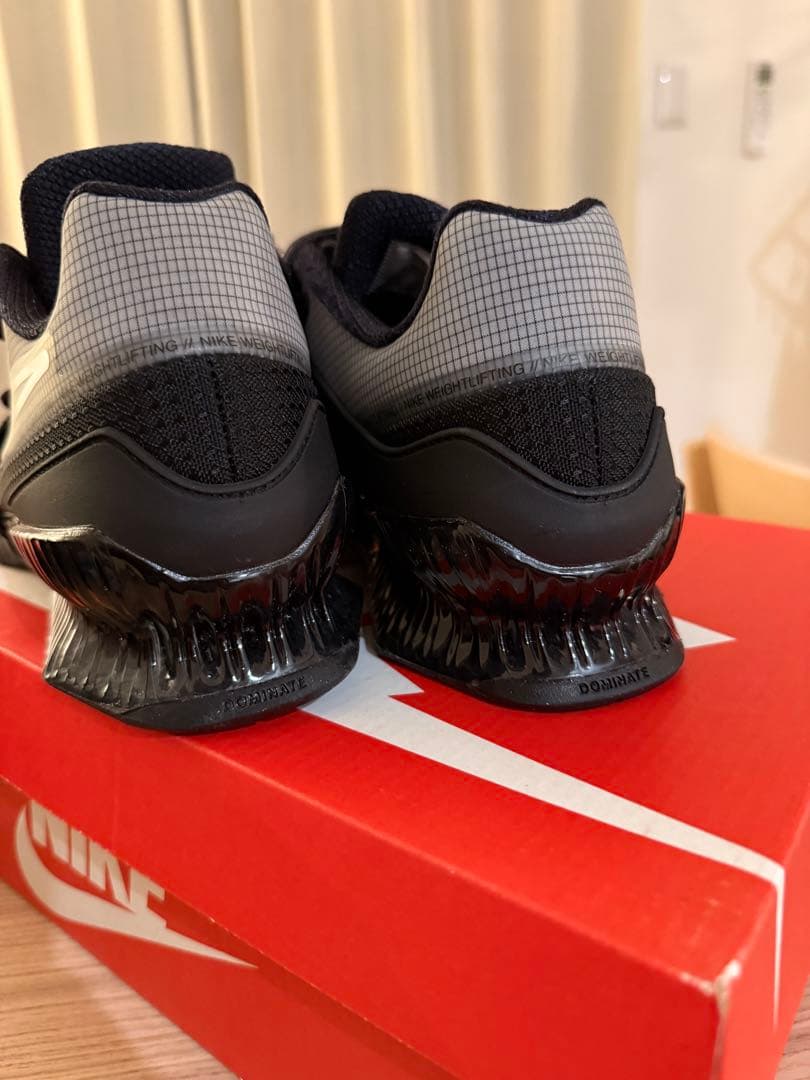 【美品】Nike ロマレス4 　28.0cm