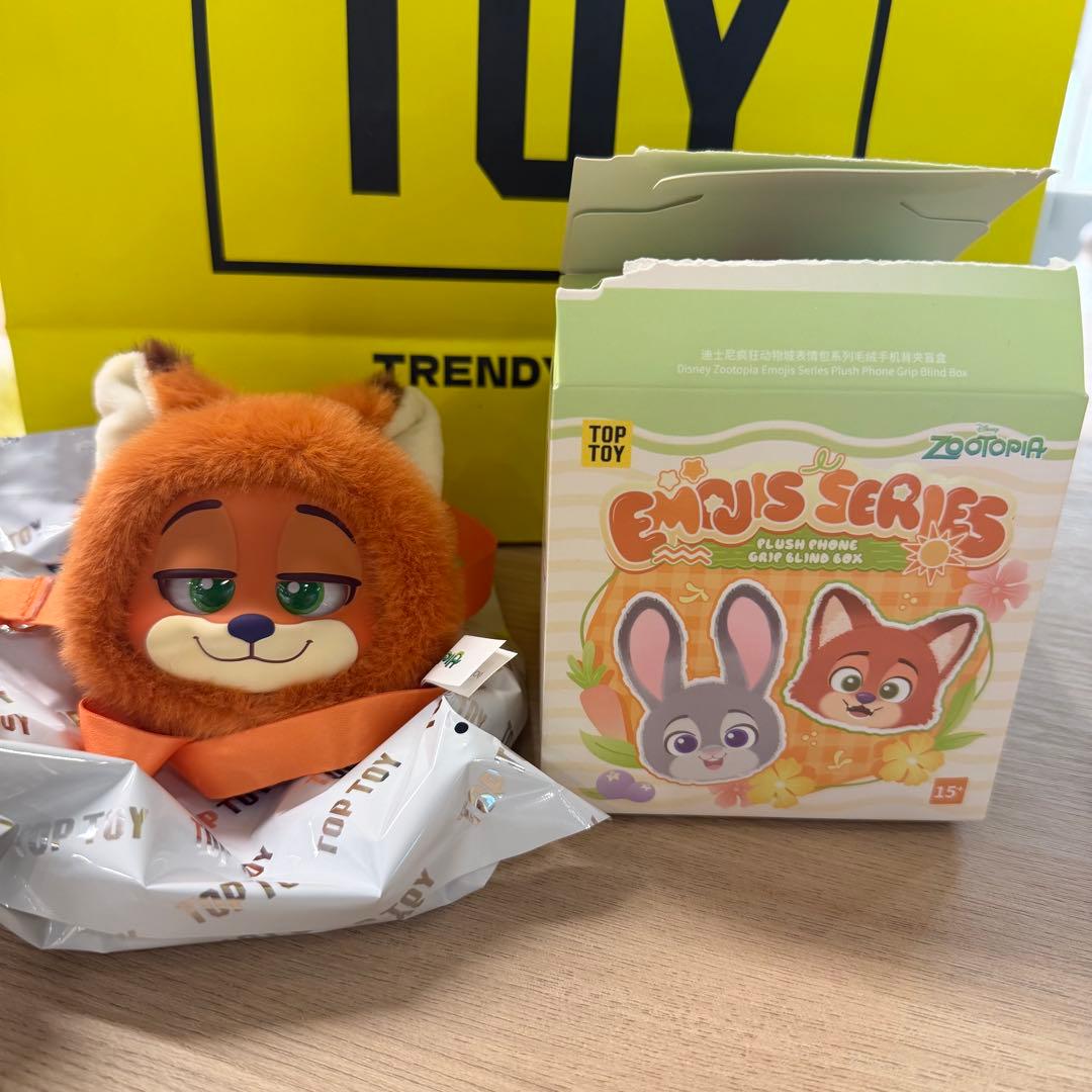 TOPTOY ズートピア EMOJIS SERIES ニック スマホショルダー - メルカリ