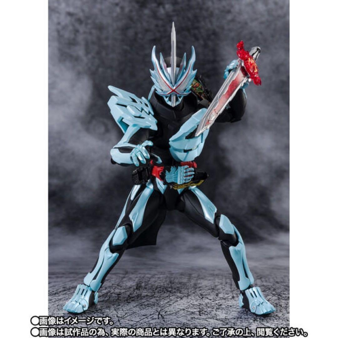 S.H.Figuarts 仮面ライダーセイバー プリミティブドラゴン
