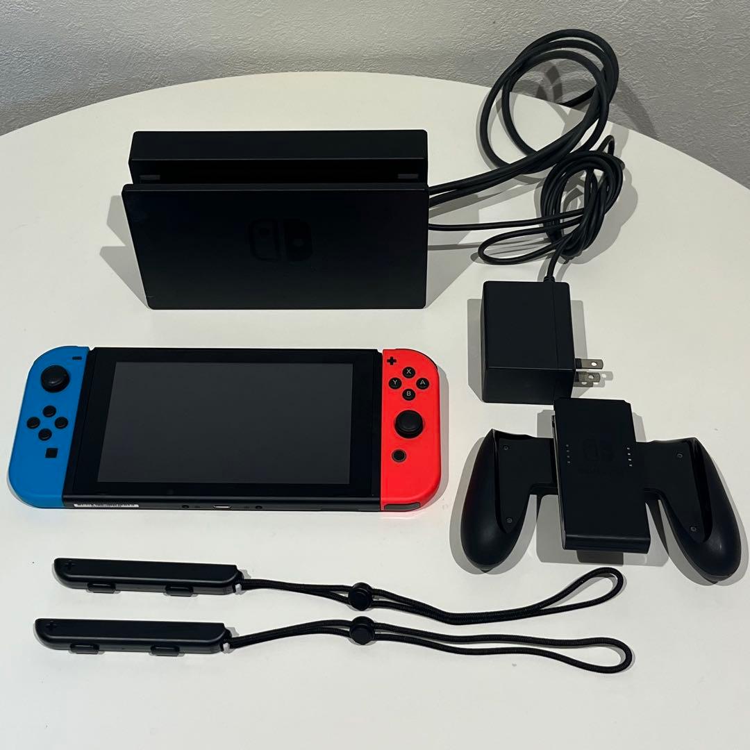 【美品】Nintendo Switch 本体+ドック+ジョイコン+各種ケーブル yahoo_aupay.png