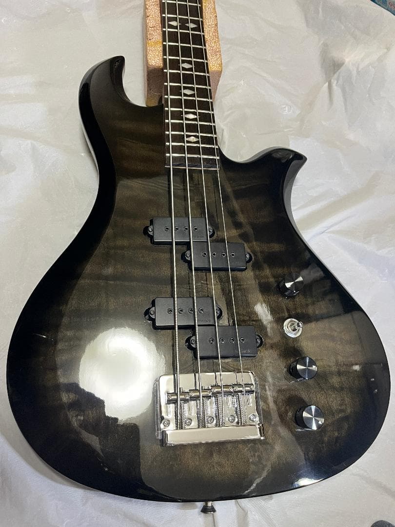 B.C.Rich Eagle BASS　シースルーブラック虎目　DIMARZIO