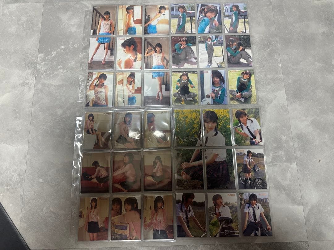 芳賀優里亜Princessアイドルコスチュームカード直筆サインカード