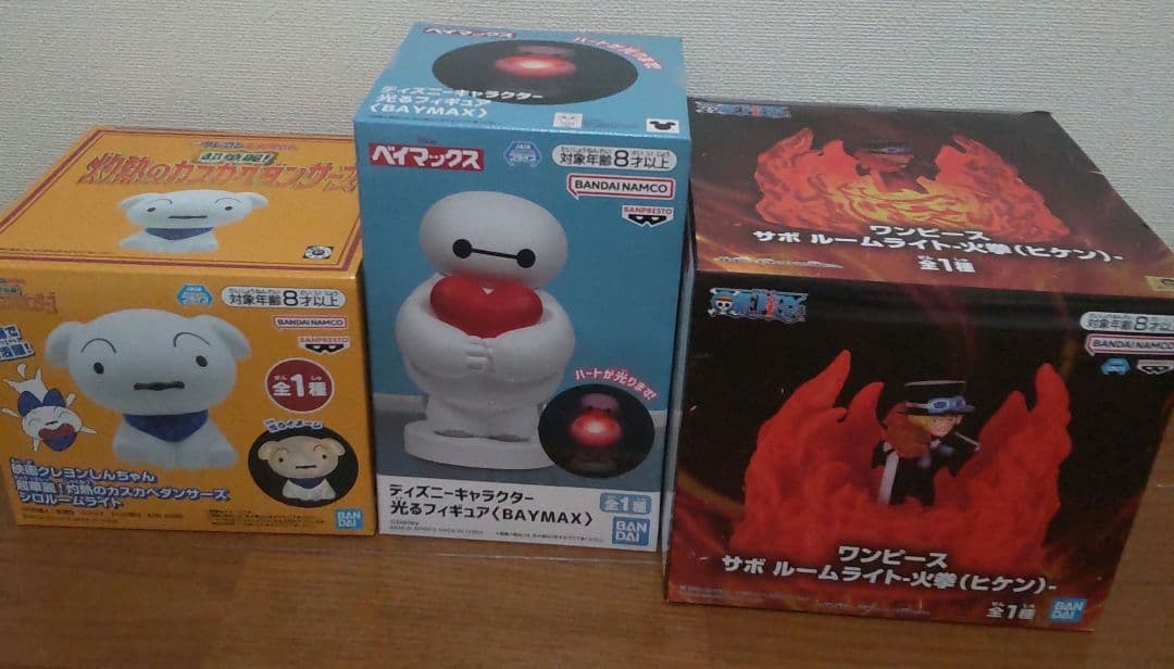 おもちゃ雑貨⭐️鬼滅の刃ワンピース⭐️食器、雑貨２4点