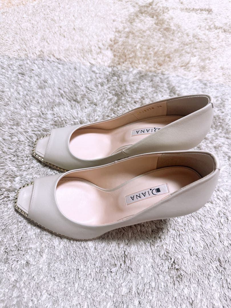 ダイアナ スタッズ付き　オープントゥ　パンプス　24.0cm レザーハイヒール