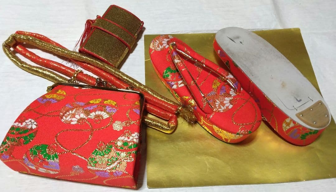 【Maki】正絹☆純粋無垢なはにかみ笑顔がぴったりの優雅な7歳七五三用祝着