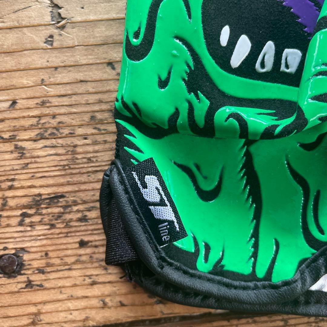 専用 新品 サンタクルーズ x MxMxM スクリーミングハンドグローブ 黒緑