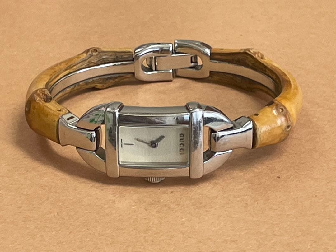 グッチ GUCCI 時計 GUCCI（グッチ） 時計 メンズ ダイヴ 40mm スイス製 クオーツ 腕時計